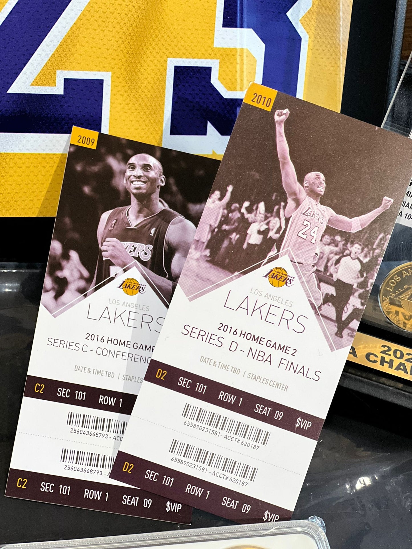 Lakers Kobe and Lebron Championship Set
